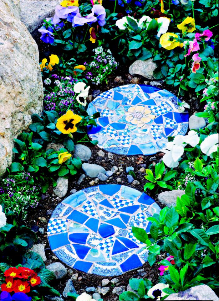 Make stepping stones from loved one's cremated remains
