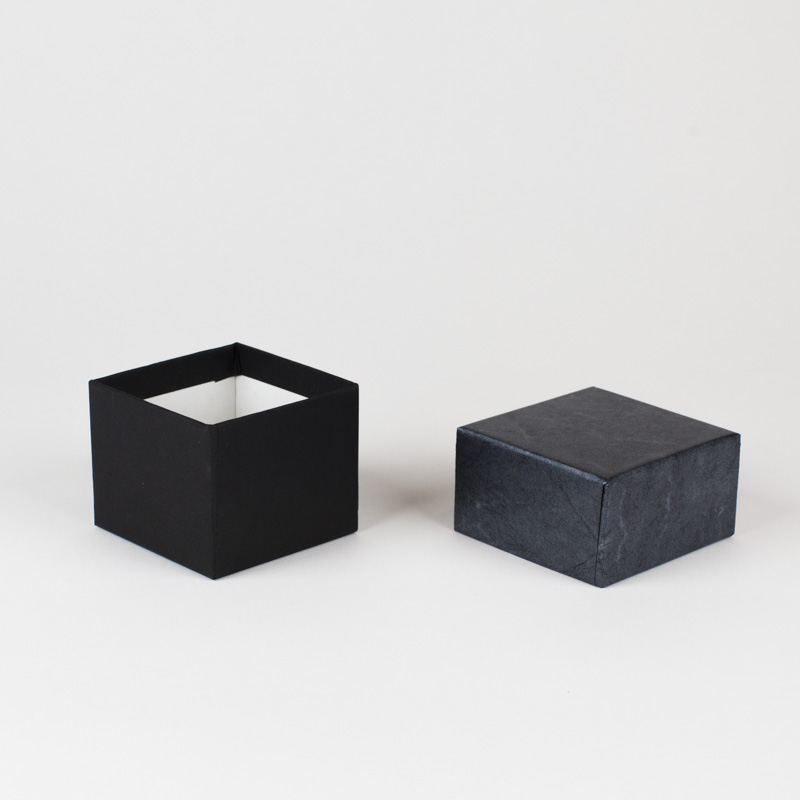 Scattering Biodegradable Urns