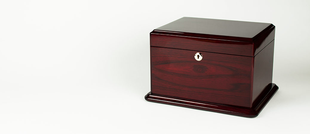 Rosewood Chippendale Chest Urn