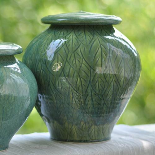 Green Cremation Urns - Leaves