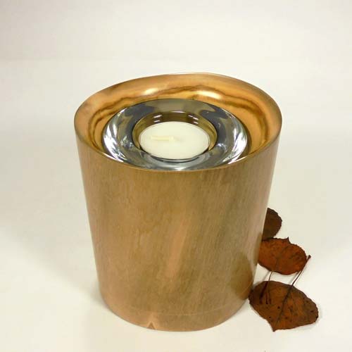 Small sharing keepsake urn that features a working tealight