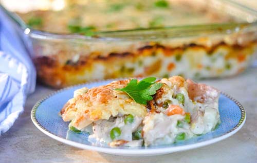 Cheesy Crustless Chicken Pot Pie Casserole