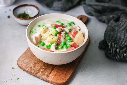Easy Dump-&-Start Slow Cooker Chicken pot pie