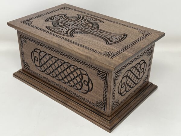 Celtic Cross and Weave Cremation Urn - Image 6