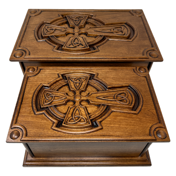 Carved Trinity Knot Celtic Cross Cremation Urn - Image 4